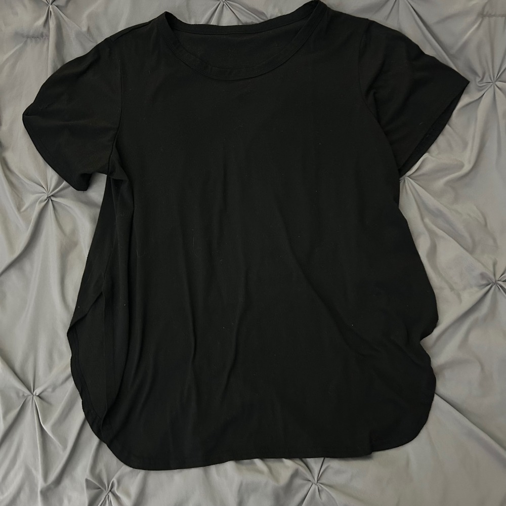 SHEIN CURVE Black T Shirt Women Plus Size 2XLā Short Sleeve Side Slit